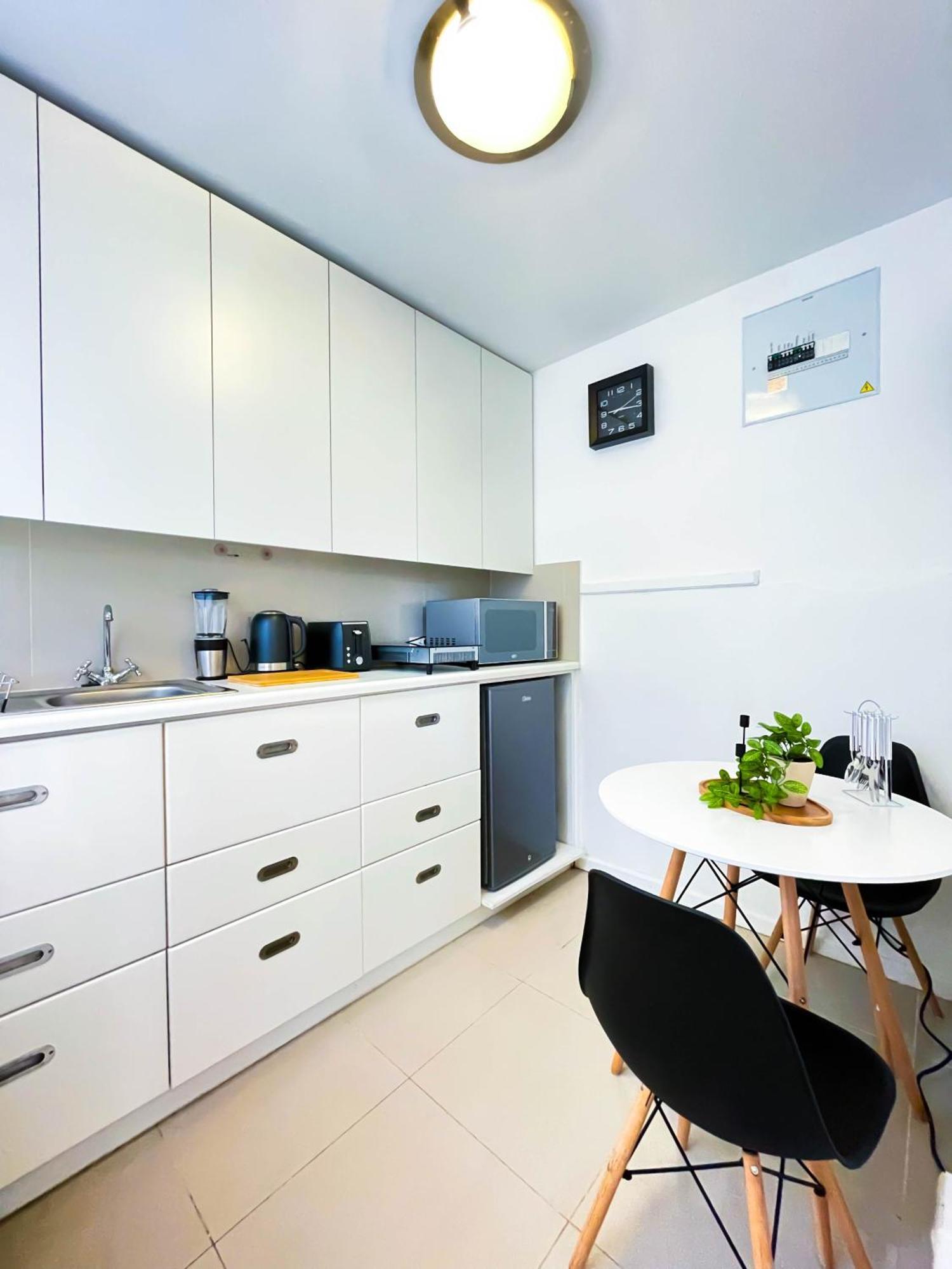 Gem Apartment *